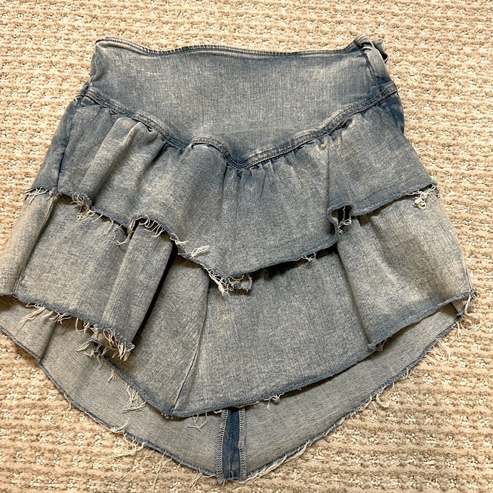 Size 26 mother skirt